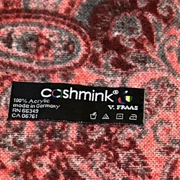 🌟HP🌟NWOT Cashmink Red & Gray Paisley Scarf V. FRAAS - Picture 12 of 13